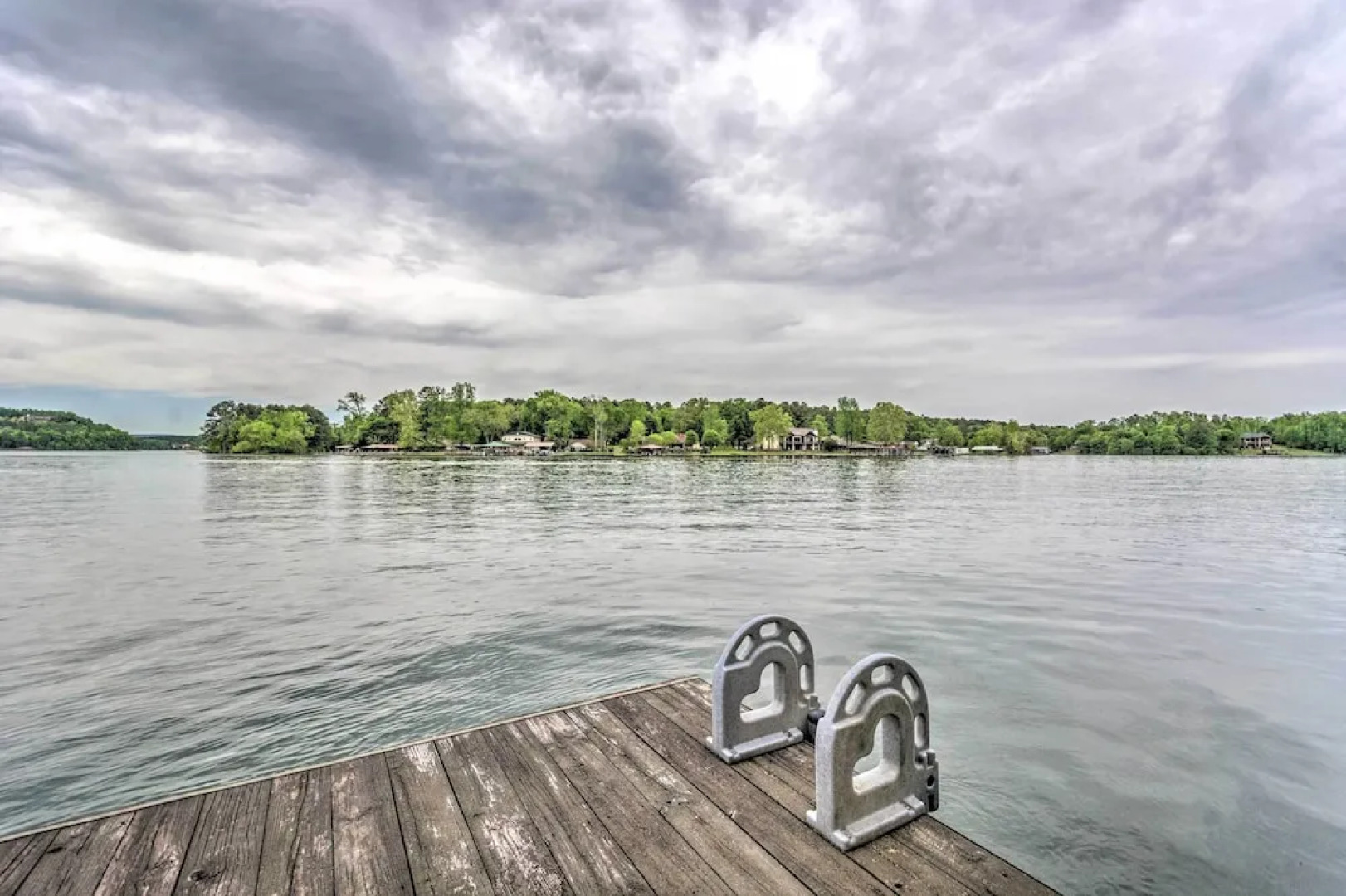 Private Dock & Slip: Lake Hamilton Hideaway!