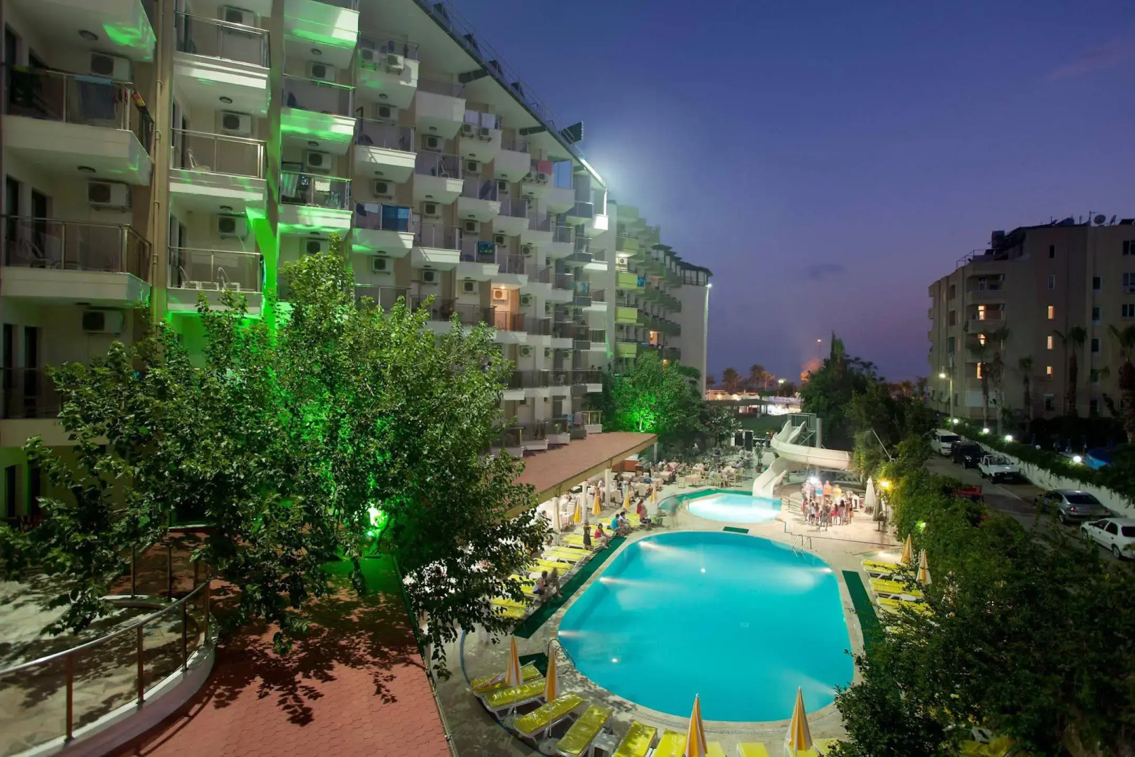 Monte Carlo Hotel - All Inclusive