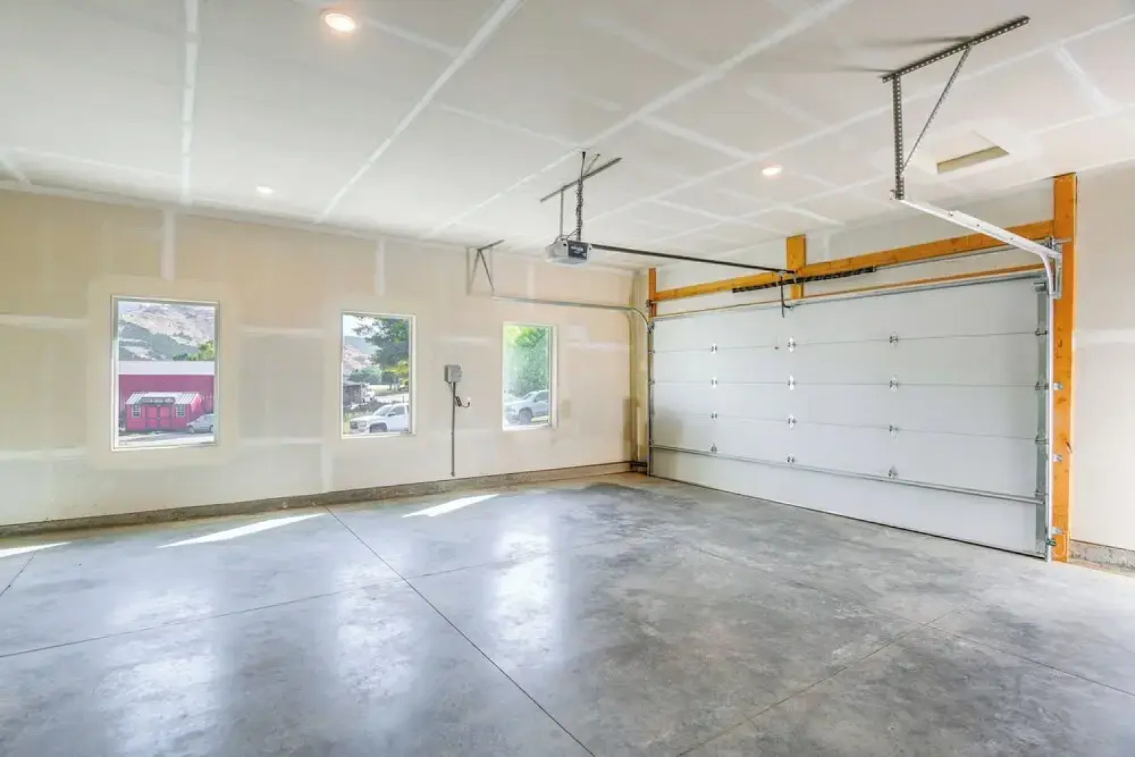 1 Mi to Pools: Chic Lava Hot Springs Home