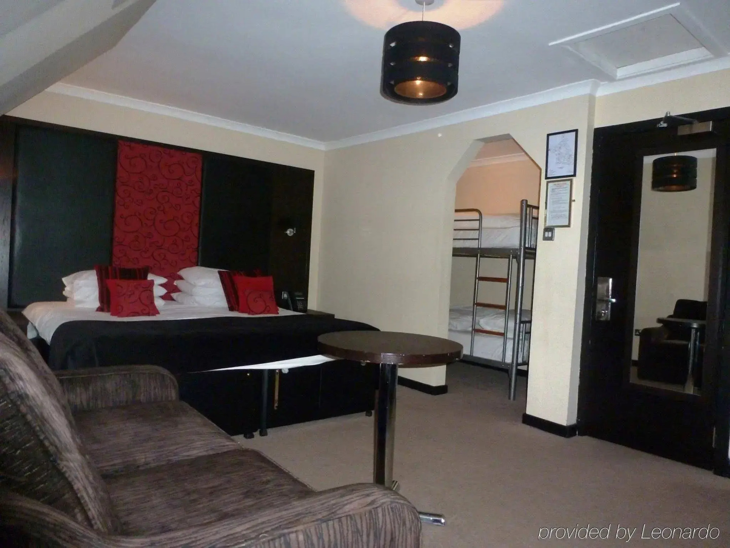 The Popinjay Hotel & Spa