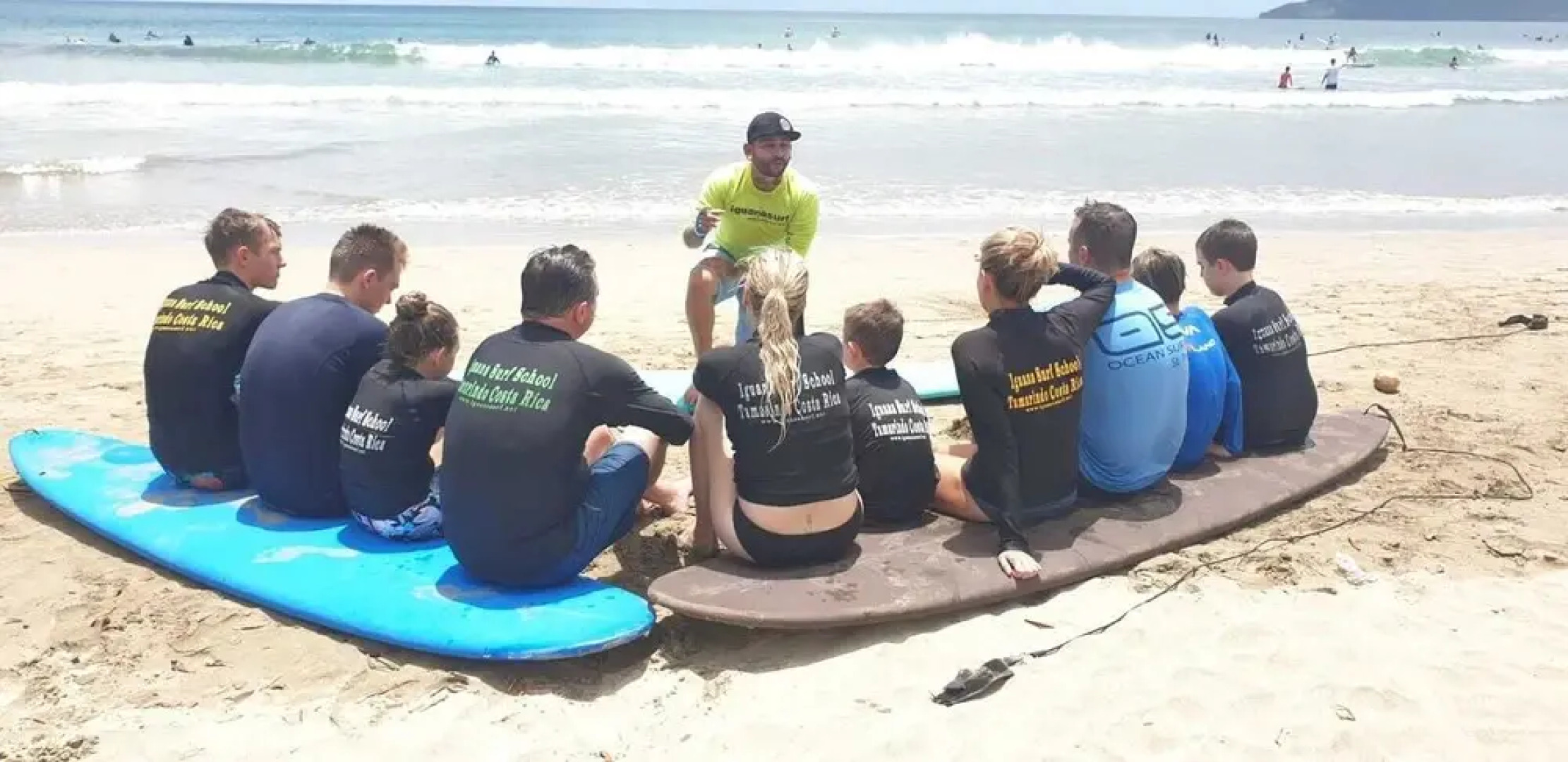 Iguana Surf Beachfront Cabinas