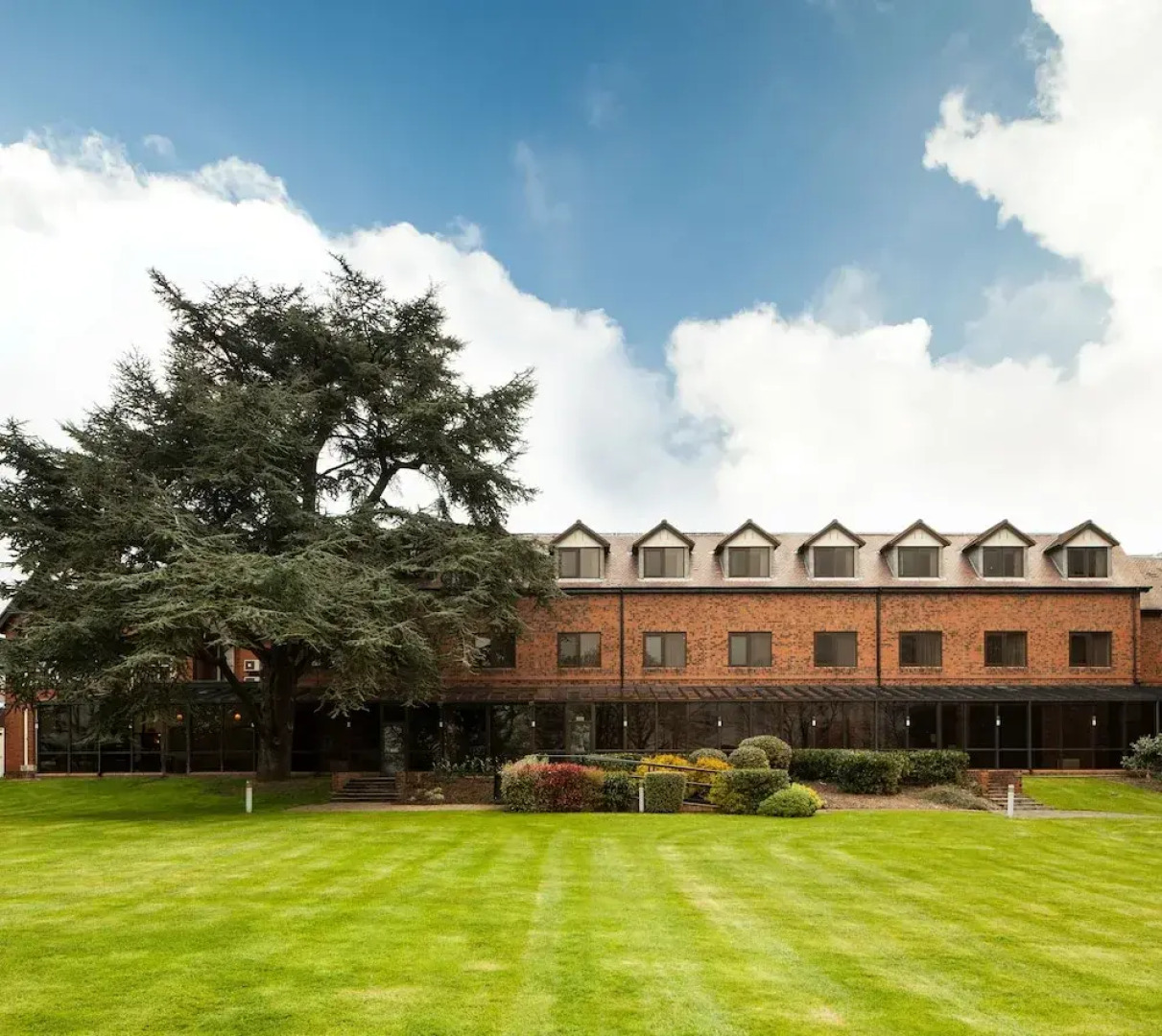 Mercure Hull Grange Park Hotel