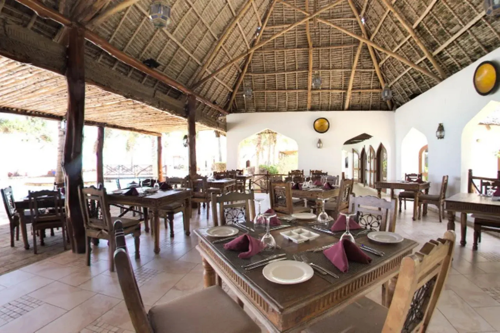 Sultan Sands Island Resort