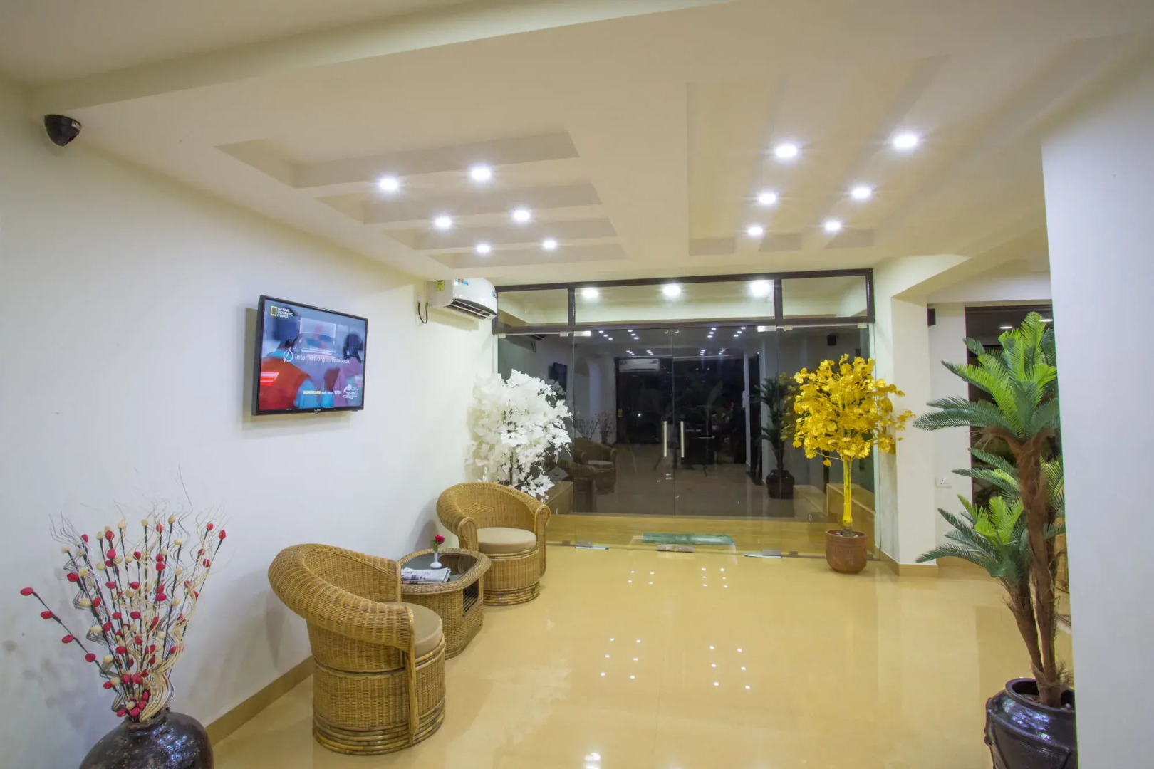 Rendezvous Beach Resort