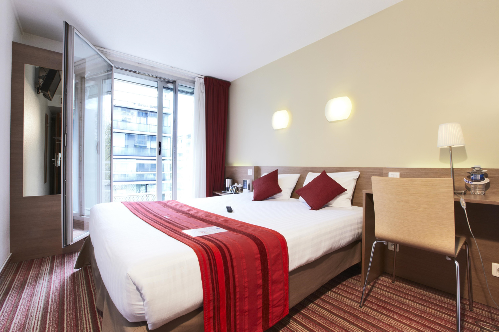 Campanile Paris 12 — Bercy Village