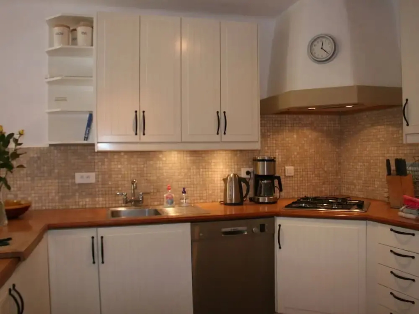 Lovely Holiday Home in Salernes With Swimming Pool