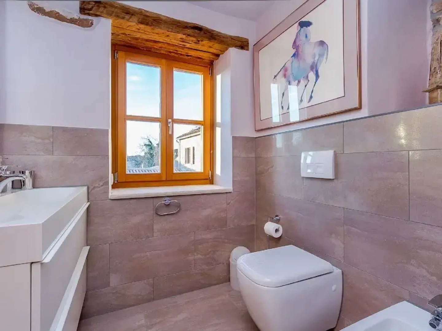 Beautiful Villa Consisting of two Houses With Private Pool, Near Pula and Beach