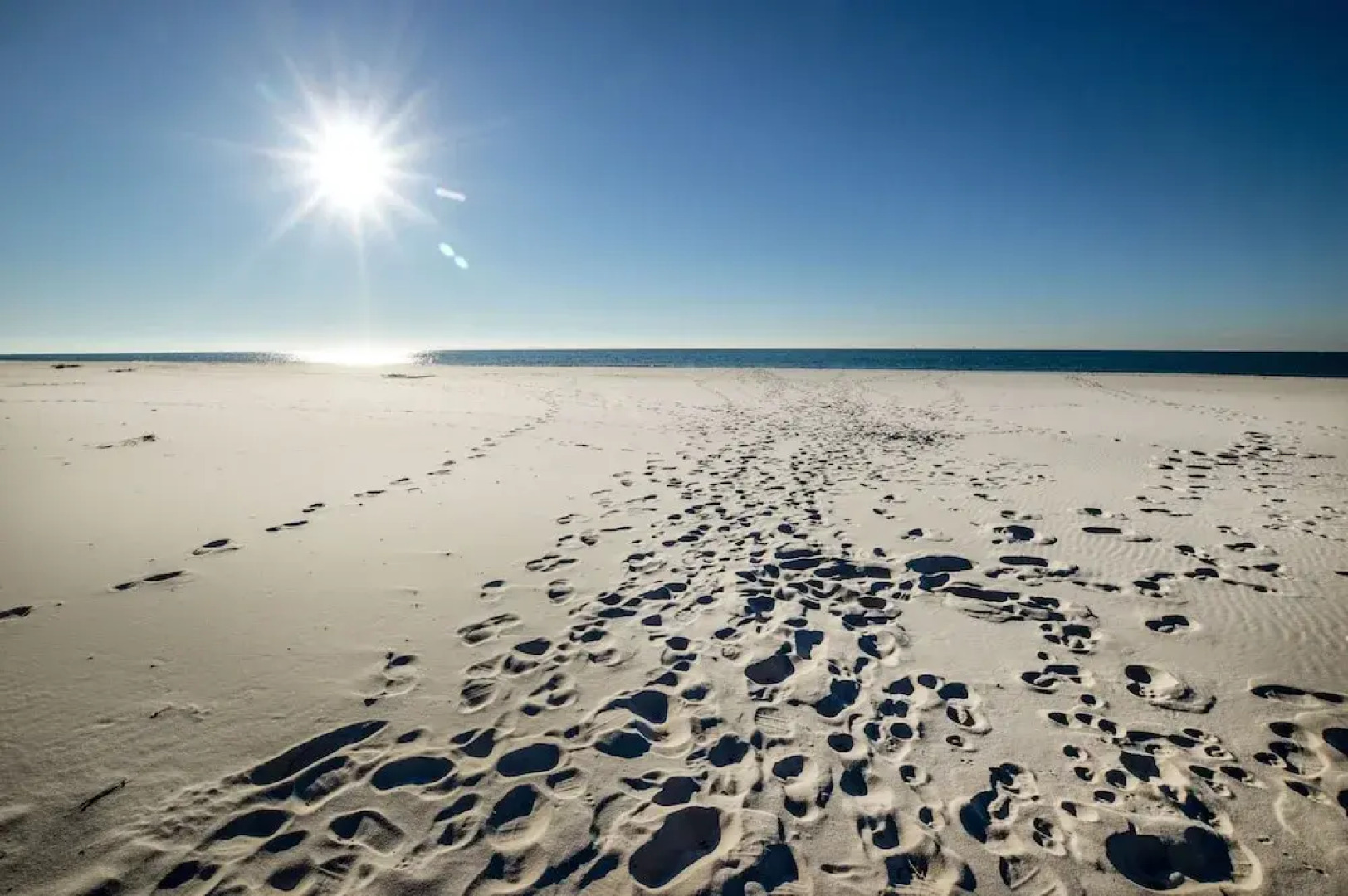 Summer Palace B 2 Bedroom Duplex by RedAwning