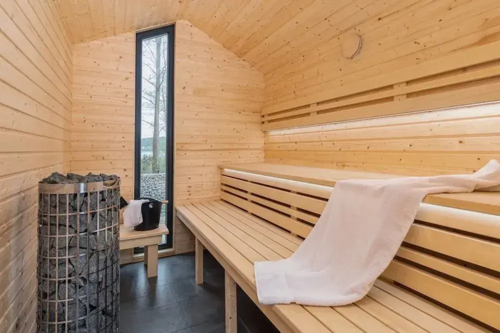 Holiday Home by Lake Wiselka Near Baltic Beach