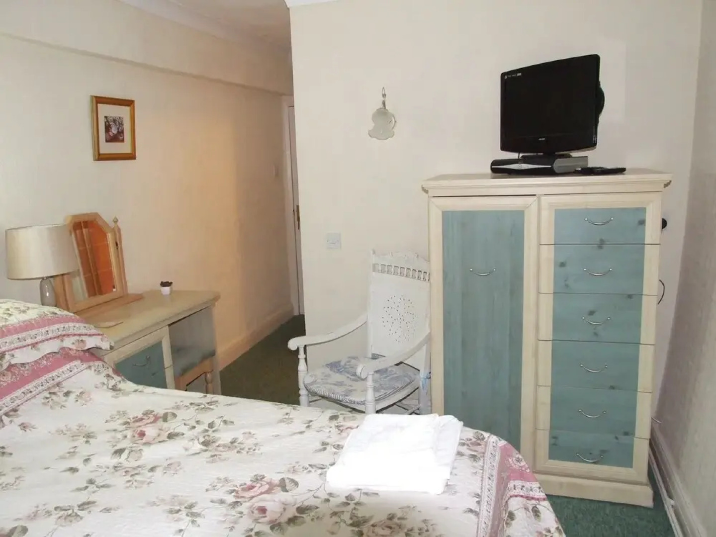 The Red Lion Country Inn