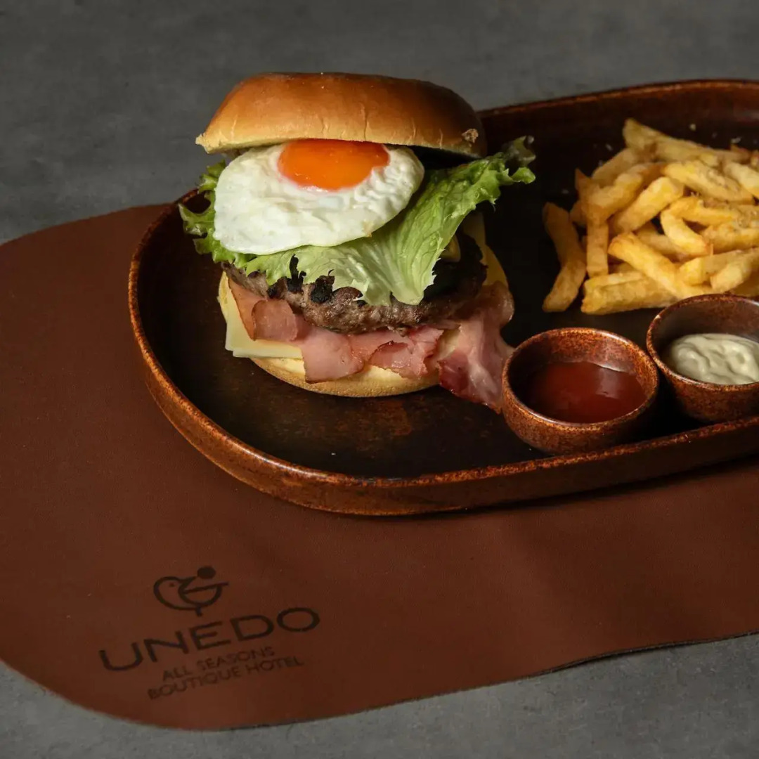 Unedo All Seasons Hotel