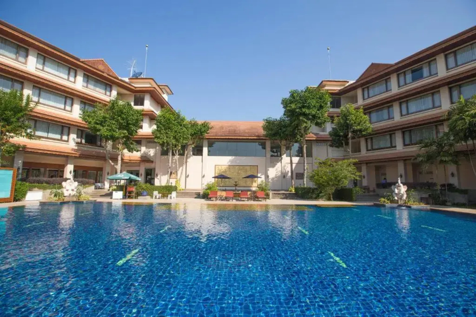 The Imperial River House Resort