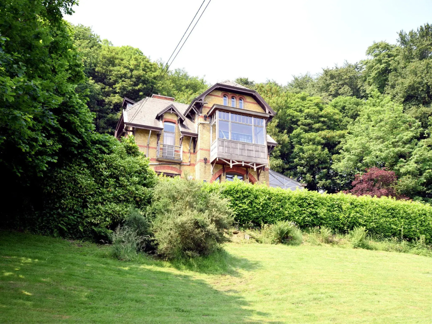 A Beautiful Art Nouveau House With an Enormous Garden