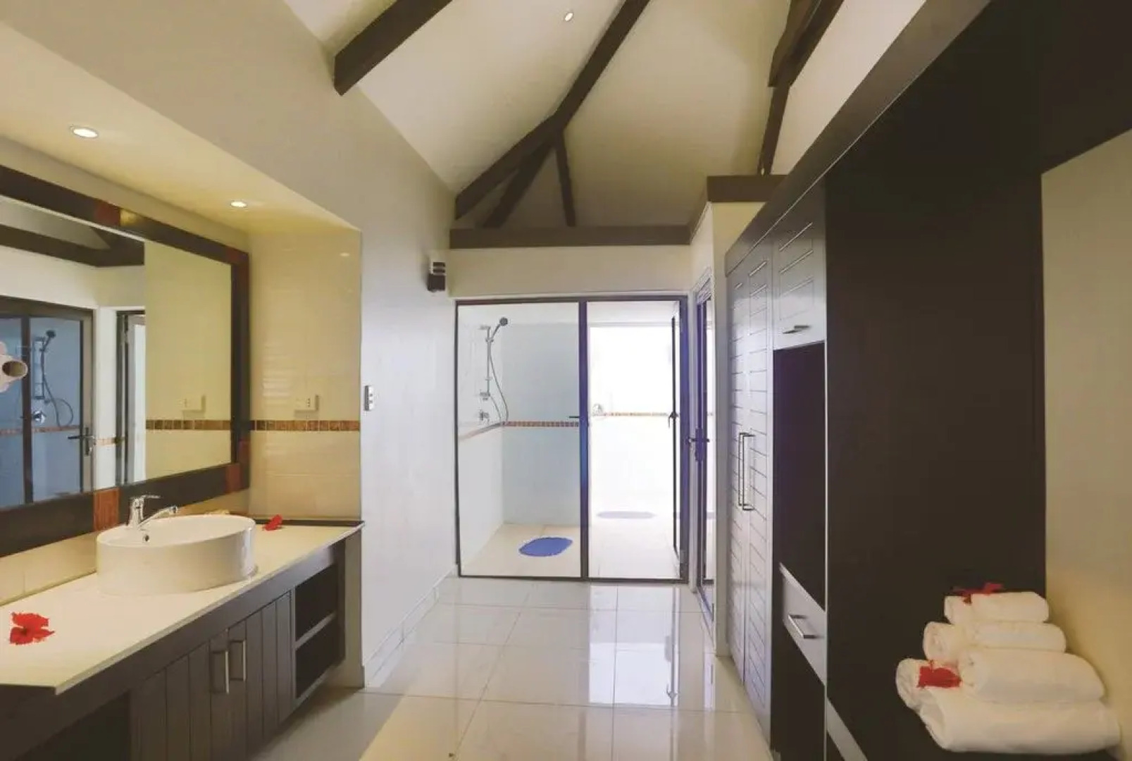 Landers Bay Resort & Spa Fiji - Adults Only