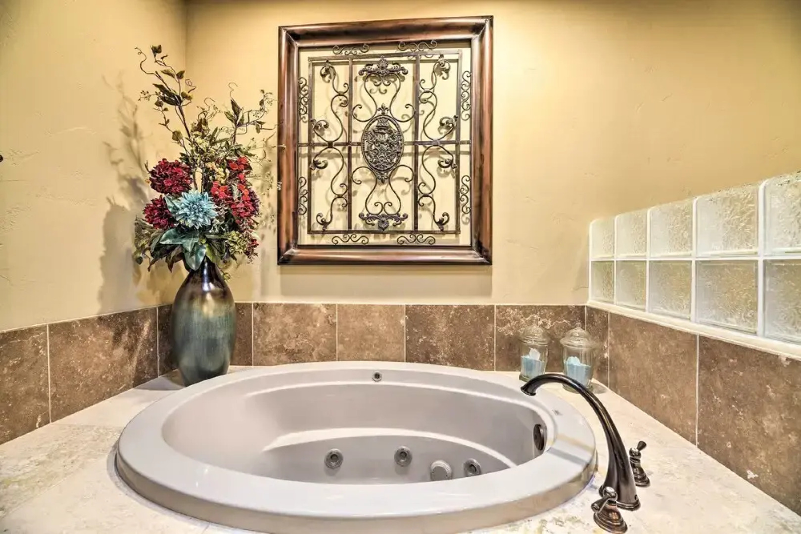 Riverfront South Fork Abode w/ Views: Fish & Hike