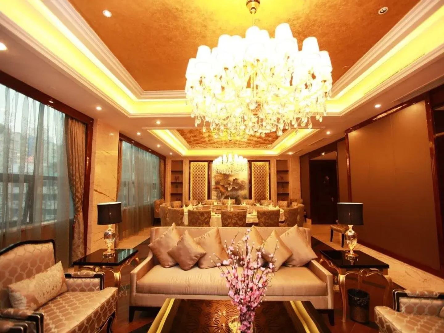 Chengdu Rising Butterfly Hotel