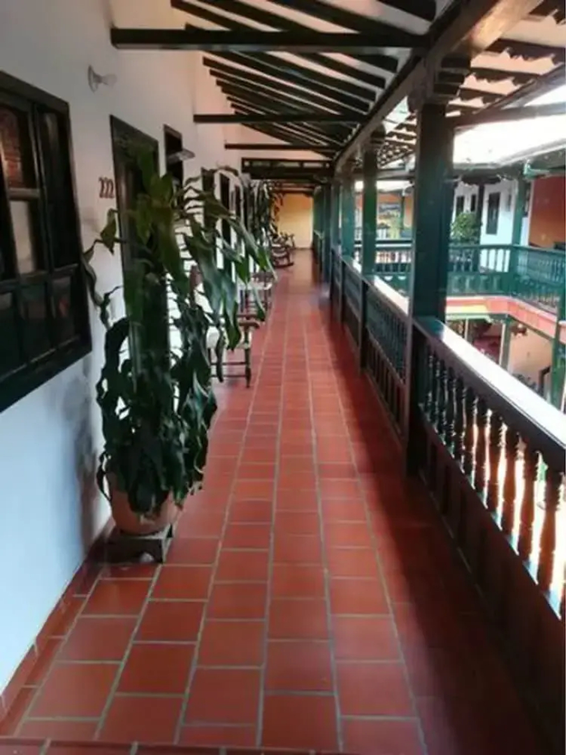 Hotel Vizcaya Plaza Curití