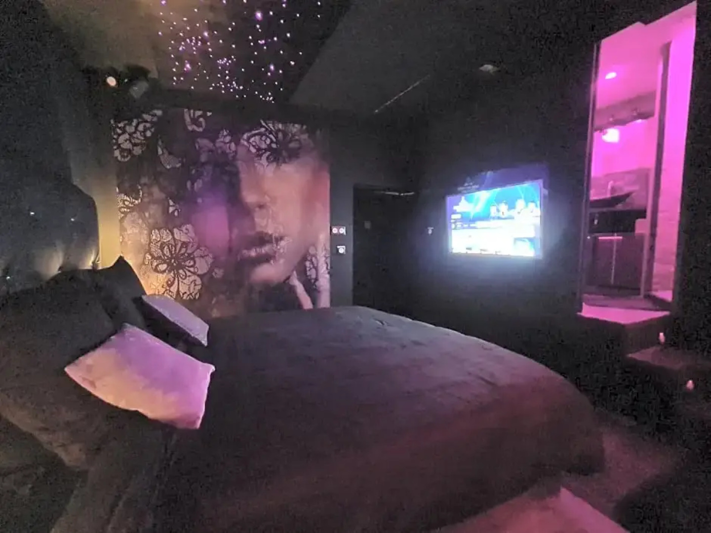 Loveroom Sexyloveroom