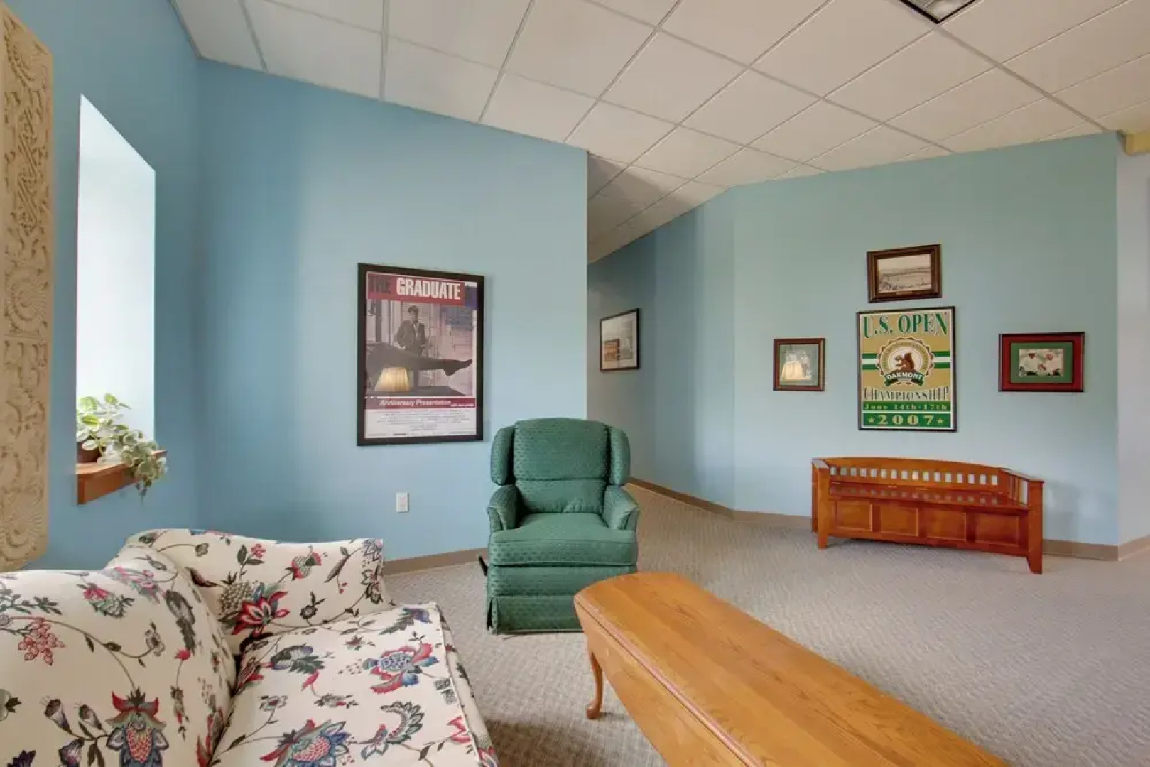 20 Mi to Dtwn Pittsburgh: Pet-friendly Apartment
