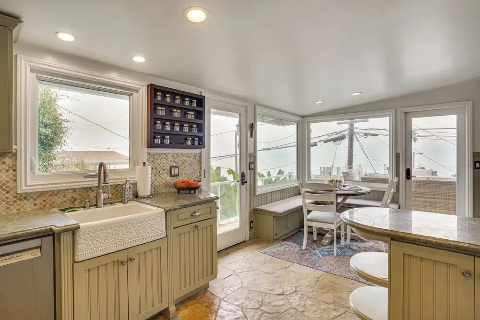 Walk to Private Beach: Rancho Palos Verdes Escape!