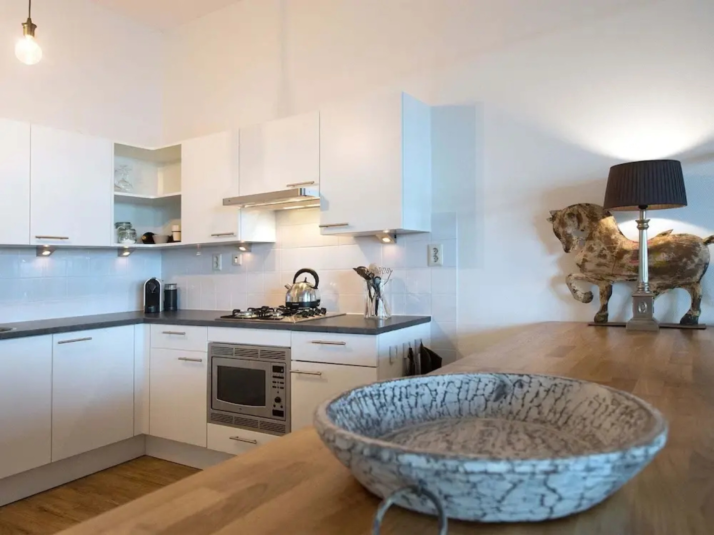 Appealing Apartment in Den Haag With Balcony