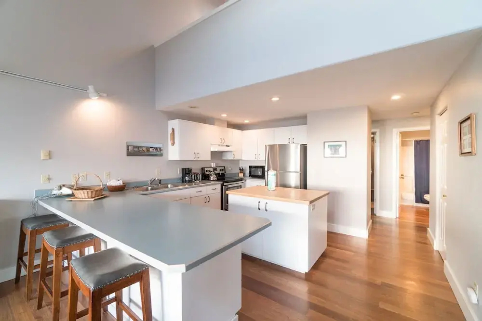 SeaQuell 3 Br condo by RedAwning