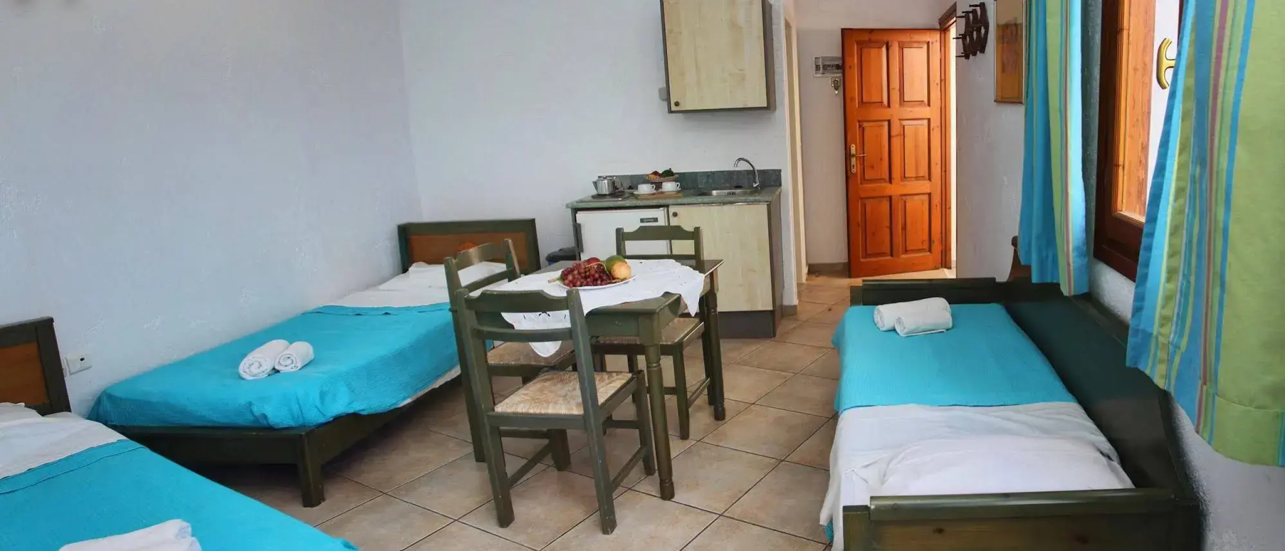 Romantica Hotel Apartments