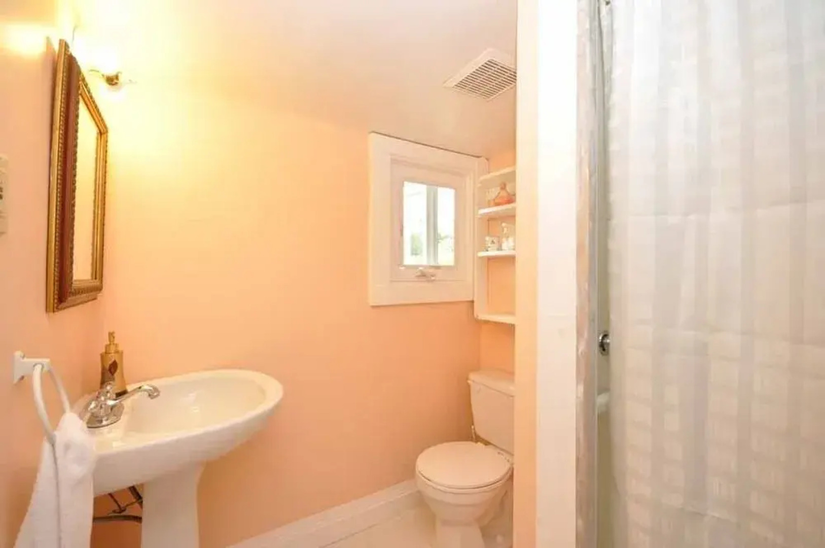 Whispering Pines B&B