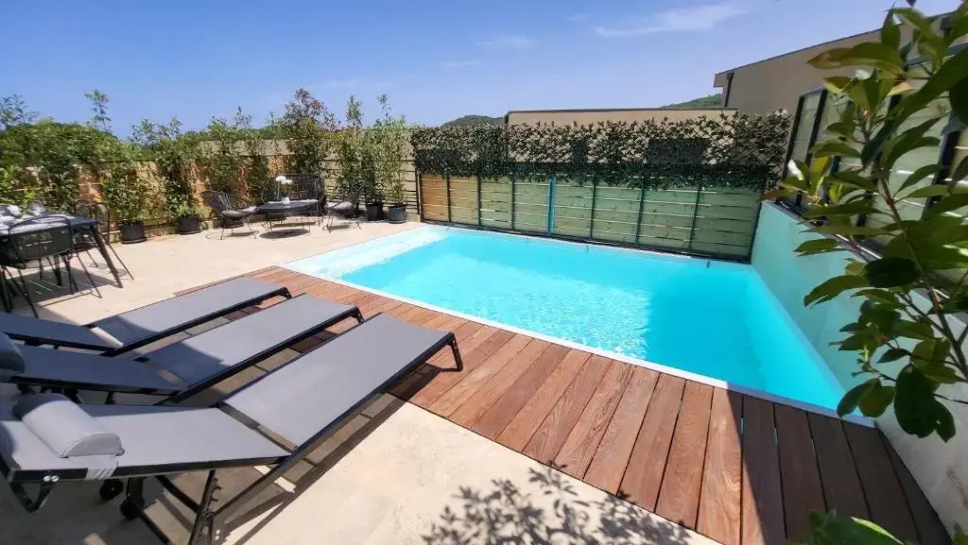 Villa 4 chambres piscine privée à 400m de la plage dans une résidence neuve