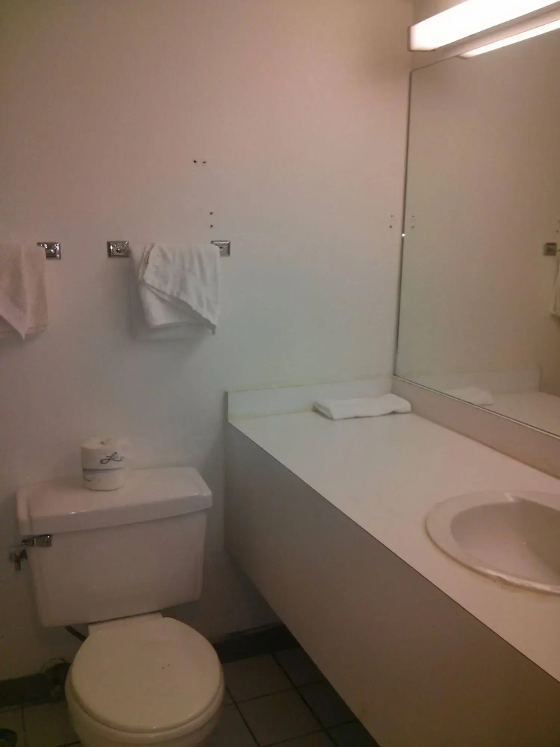 Val U Stay Inn and Suites