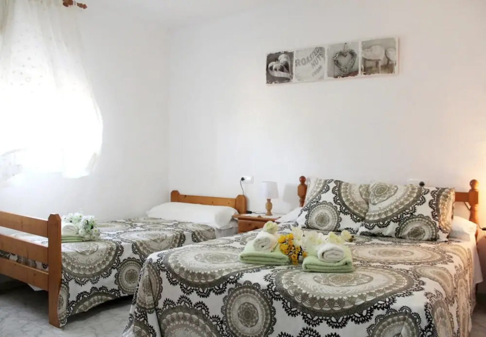 House with 5 Bedrooms in Poble Nou, with Enclosed Garden And Wifi - 6 Km From the Beach