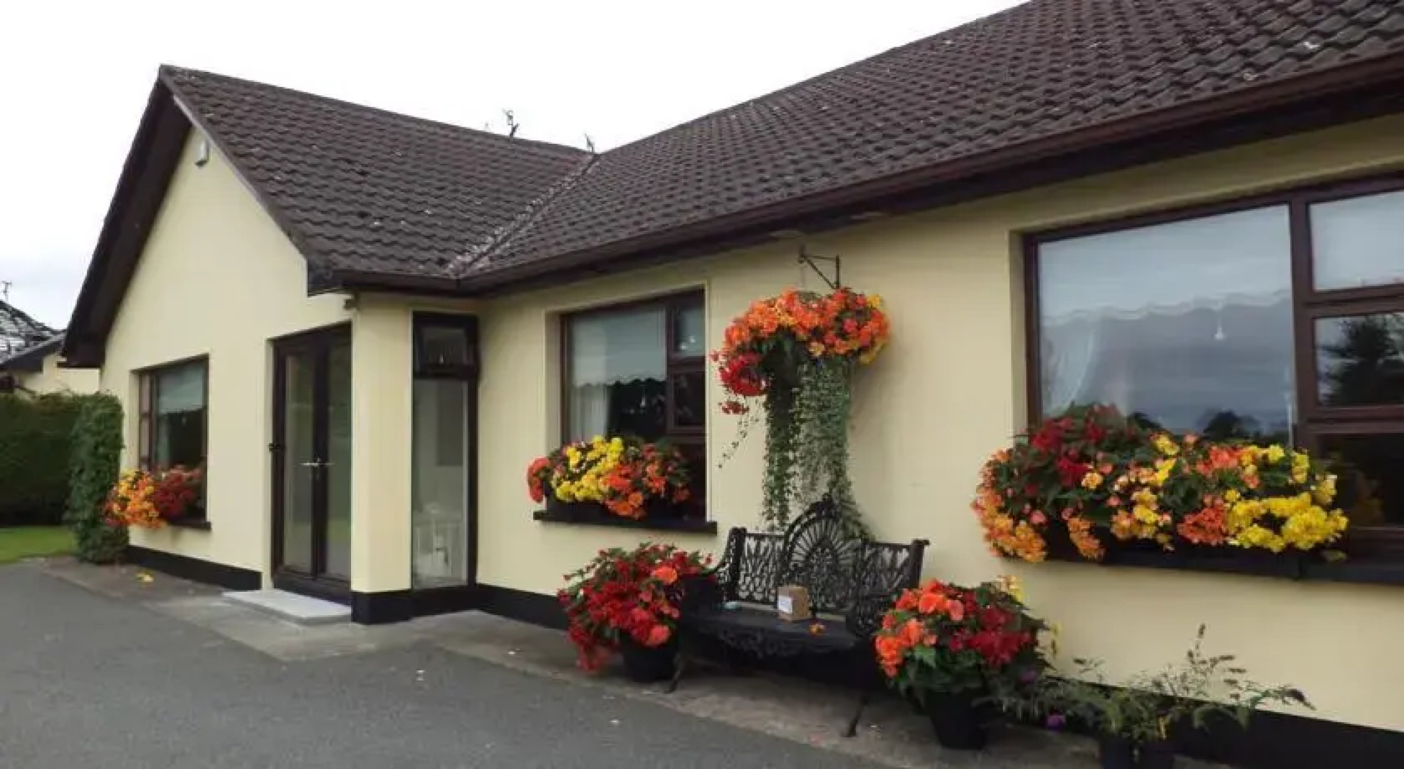 Louth Hall Bed and Breakfast