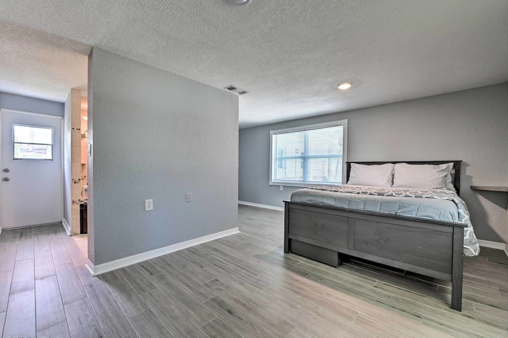 Renovated Port Richey Oasis w/ Lanai + Grill!