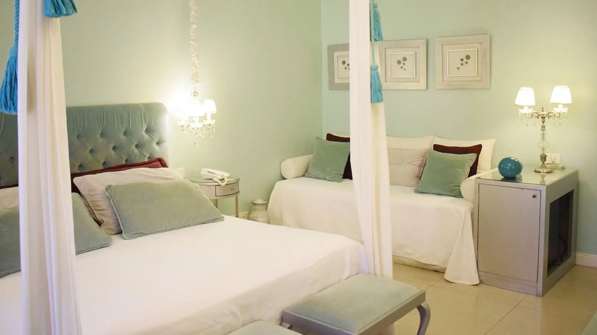 Posada Suiza by Prima Collection