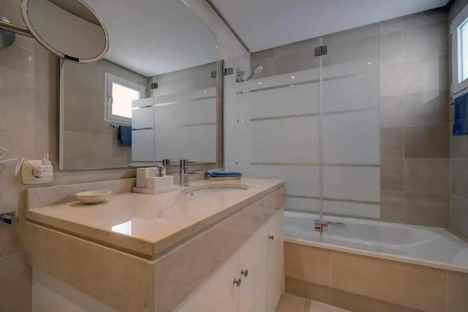 Luxury Penthouse Alcazaba Lagoon EHHouse