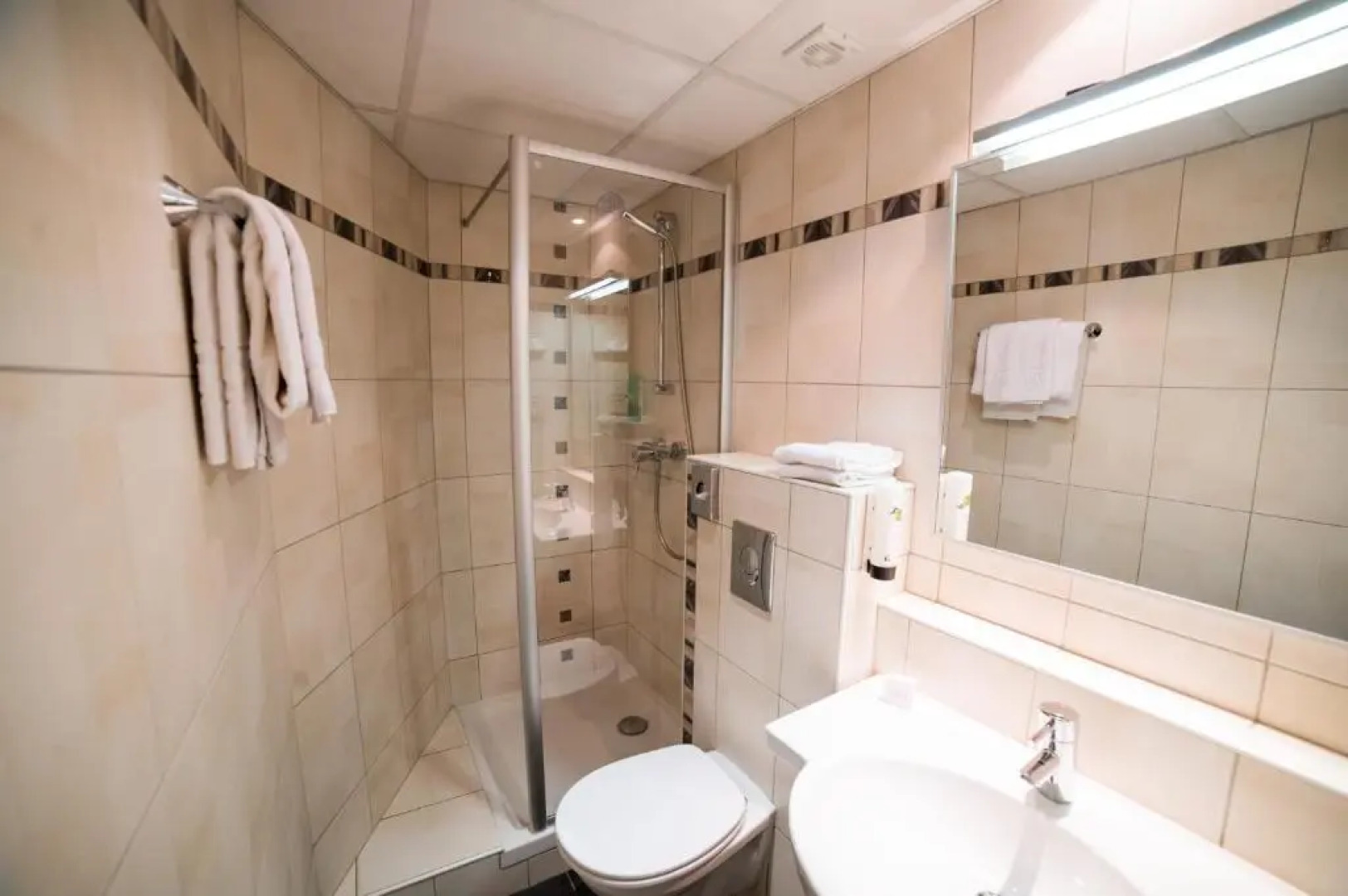 Logis Hôtel Darcy Dijon Centre