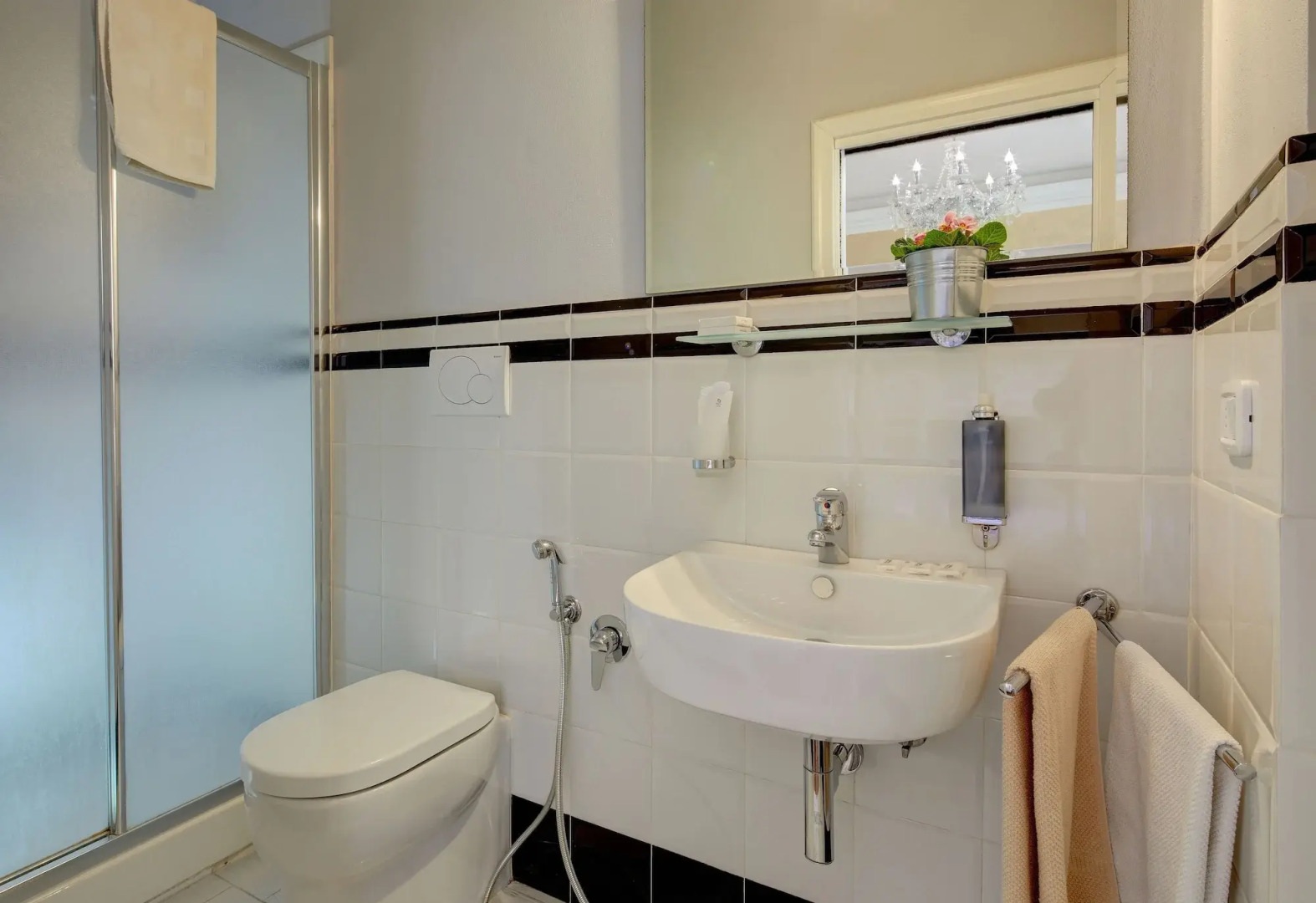 Cento Passi Dal Duomo