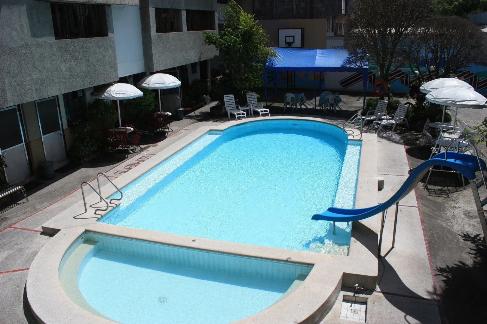 Hotel Supreme Convention Plaza