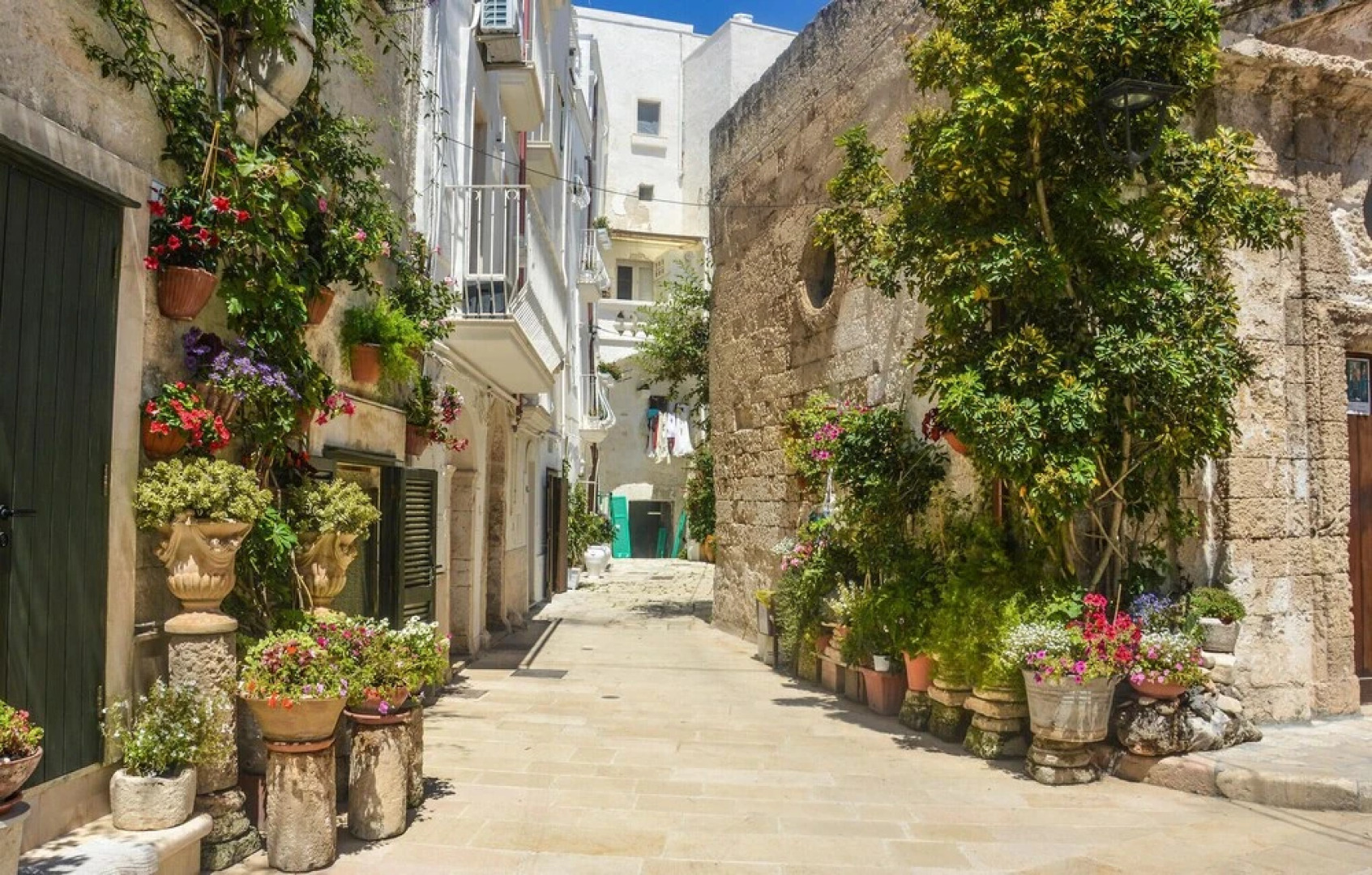 Stunning Home in Noicattaro With Wifi and 2 Bedrooms