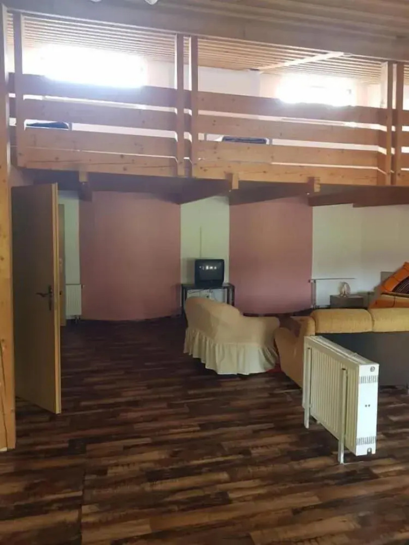 Landgasthof Zur Schwärzenburg - Familie Zwicknagl