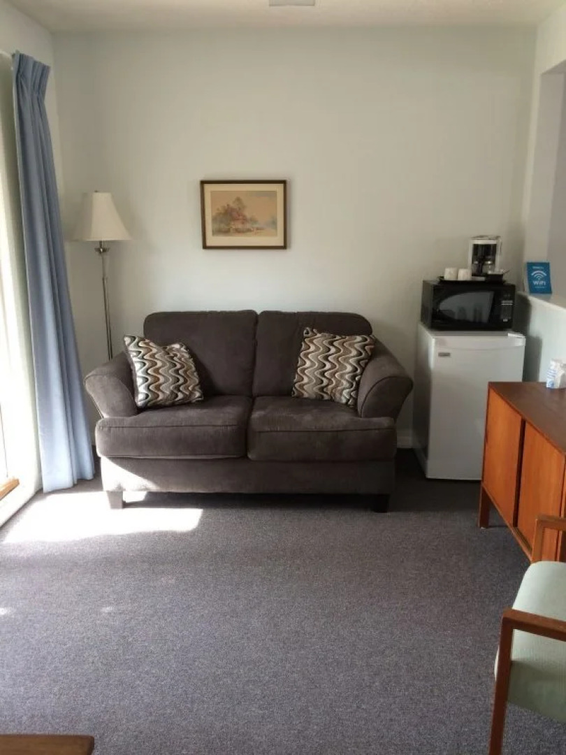 Bavarian Orchard Motel