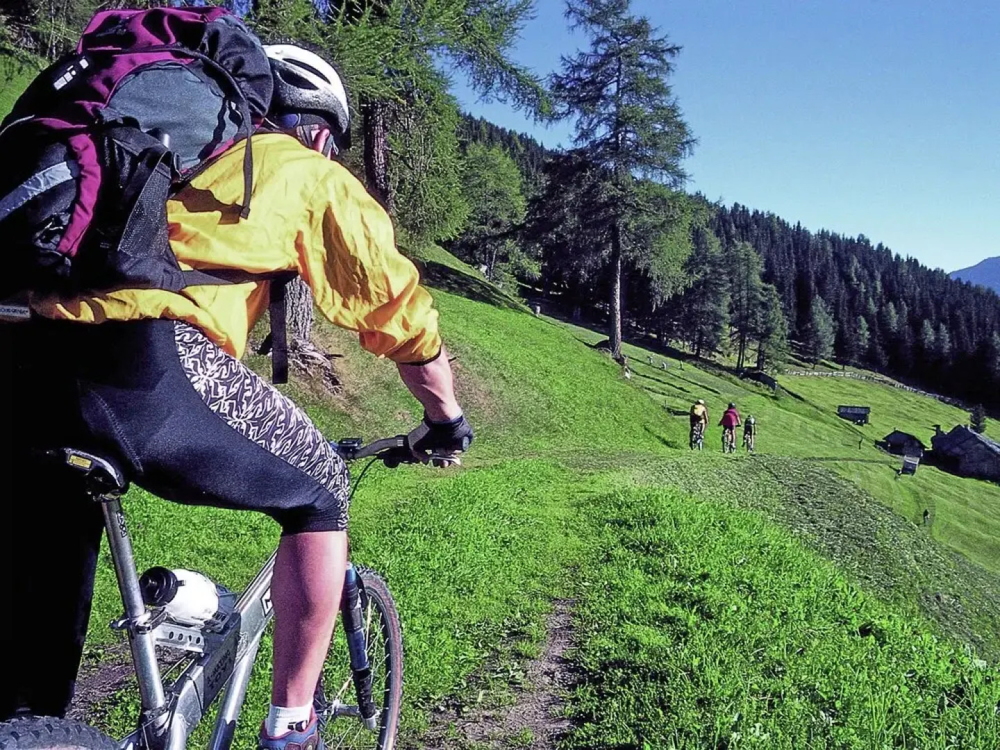 Modern Apartment With Sauna, Balcony, Garage, Washing Room