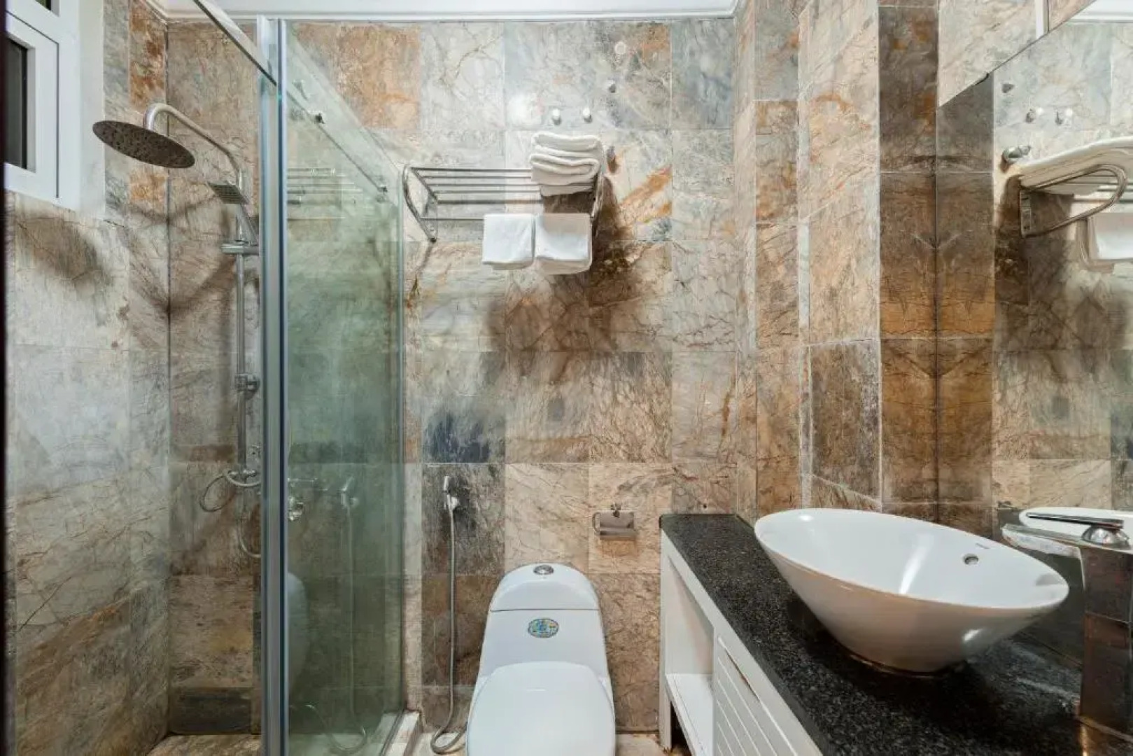 Hanoi Central Park Hotel