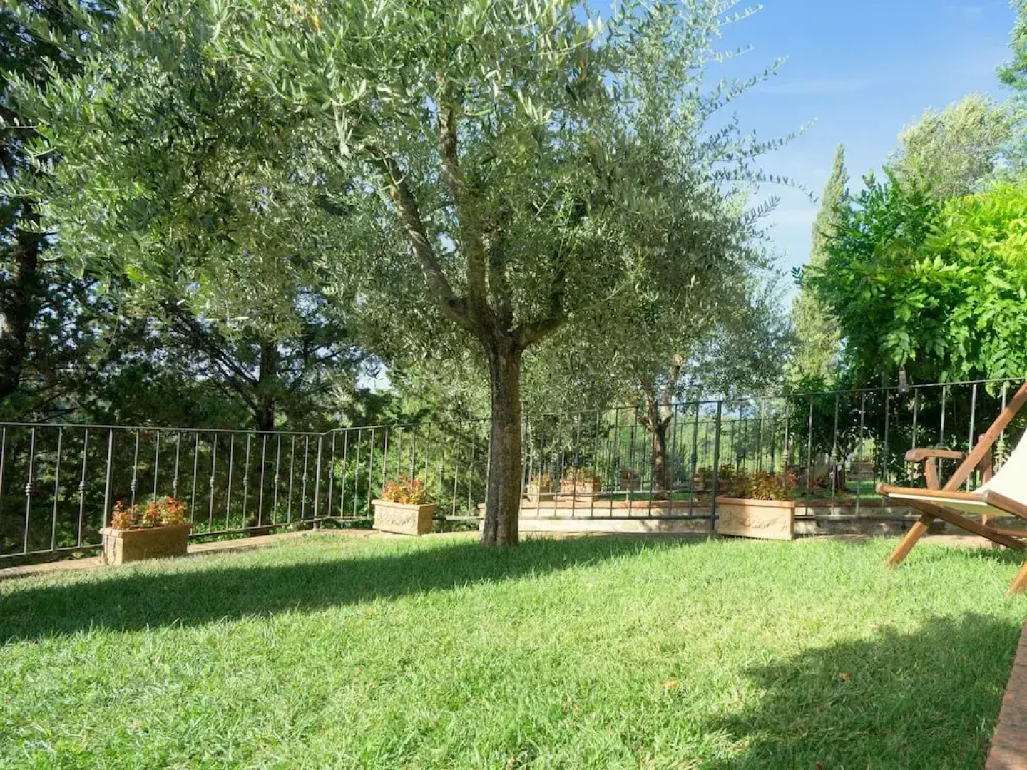 Holiday Home in Tuscany With Pool & BBQ