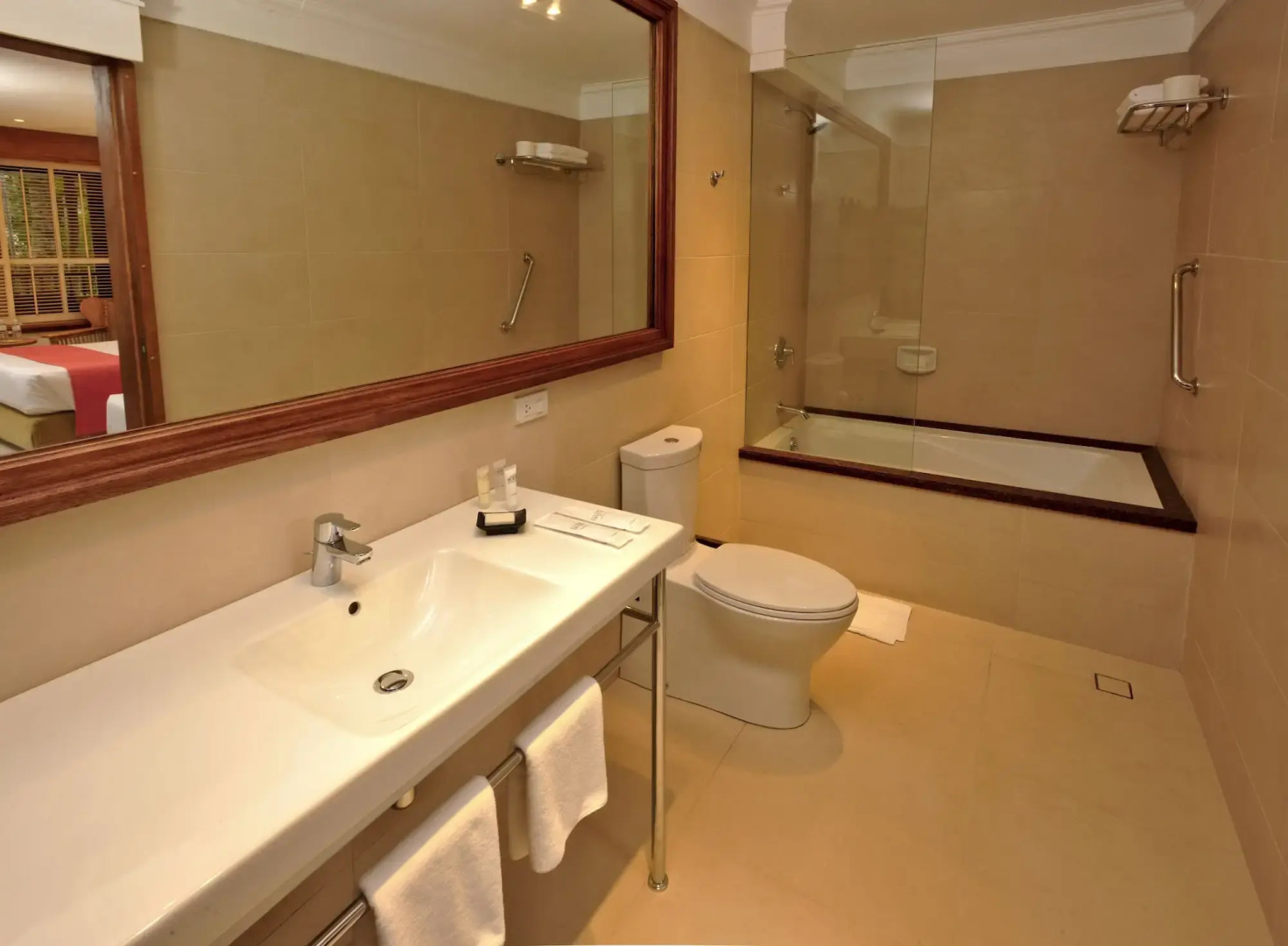 Costabella Tropical Beach Hotel