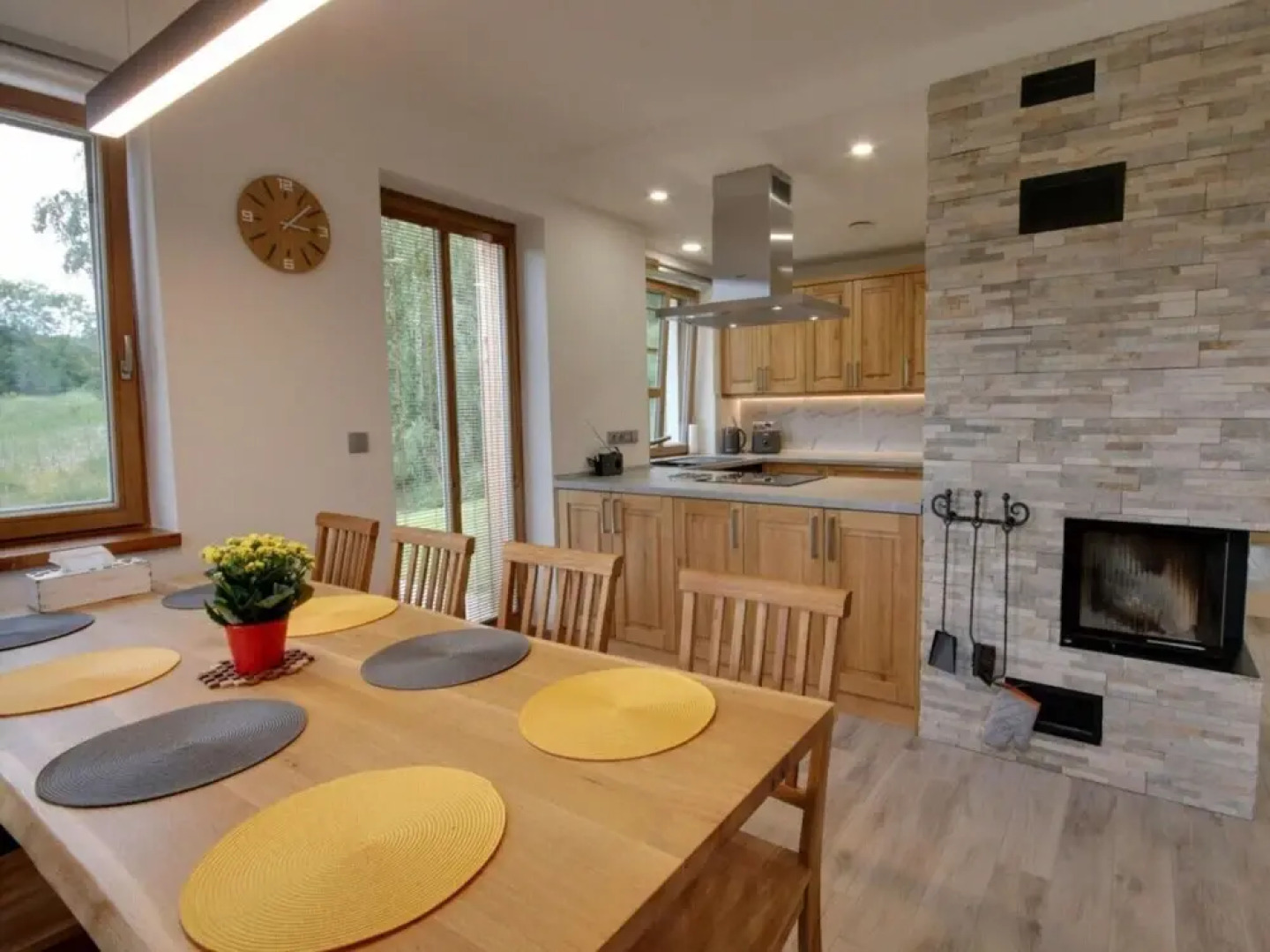 Beautiful Pondside Villa