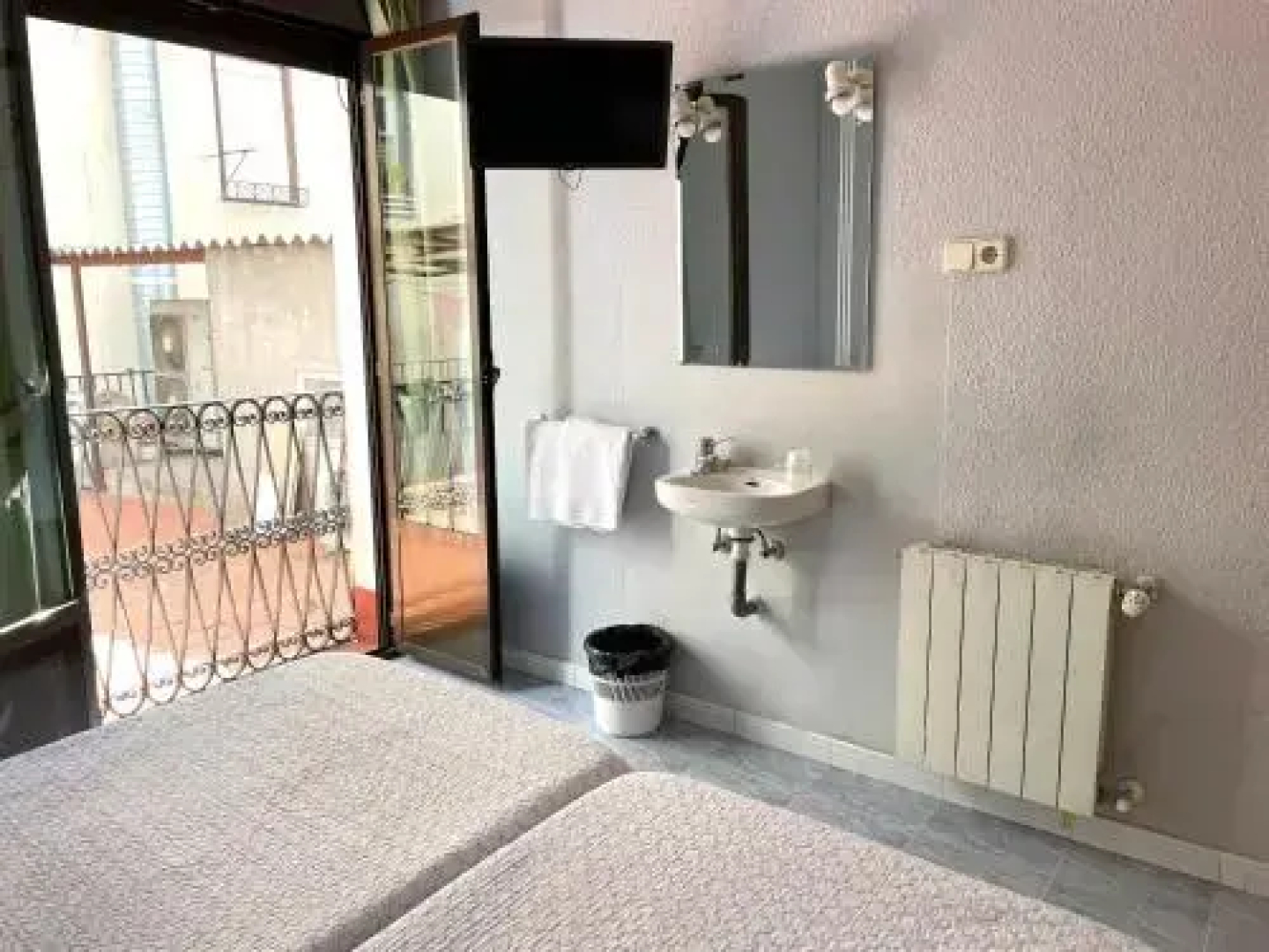 Hostal Residencia Fernandez