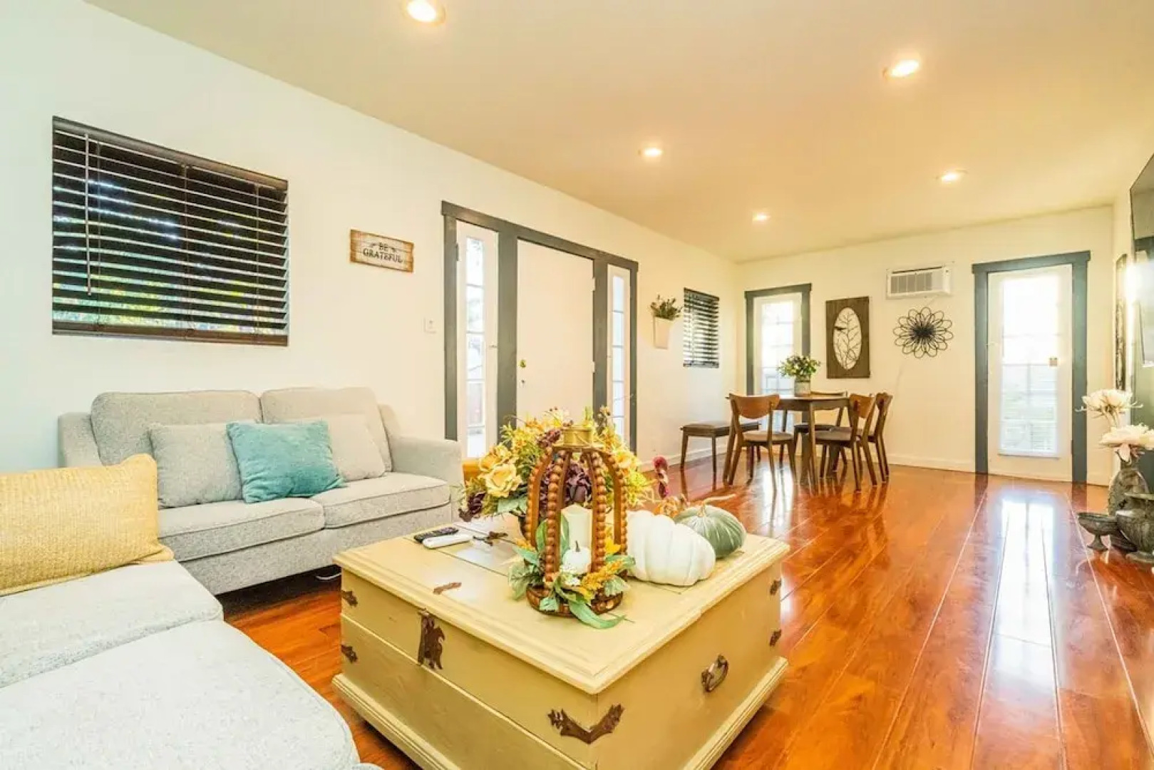 Elegant Comfort on Historic Route 66 Attractions