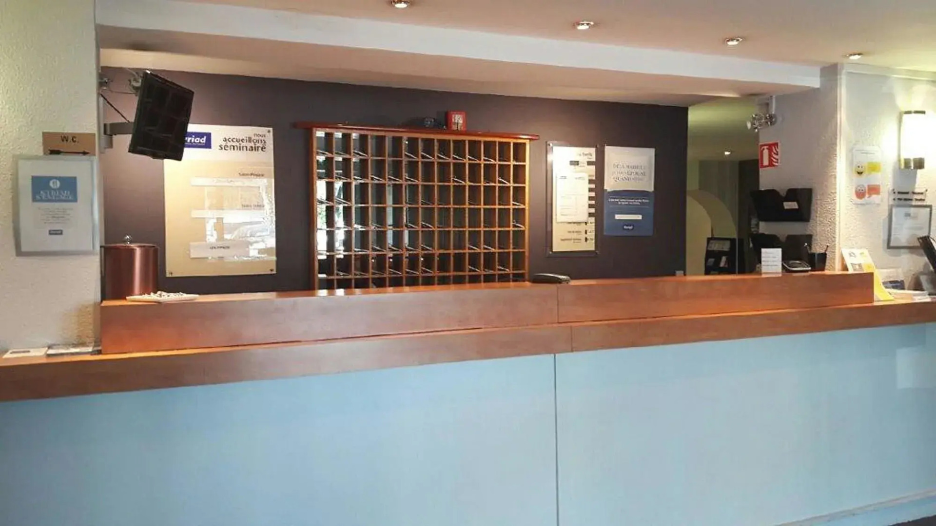 Kyriad Lille Est Villeneuve d'Ascq