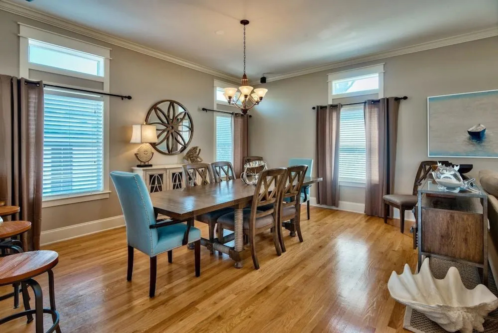 Coastal Vue 5 Bedroom Holiday Home by Five Star Properties